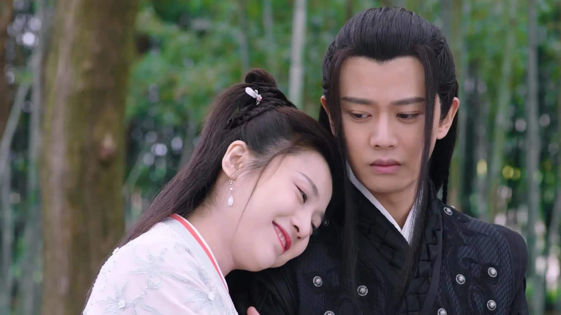 银绿鏖战，一刹定乾坤！佩雷兹关键超越终结迈凯伦追击悬念