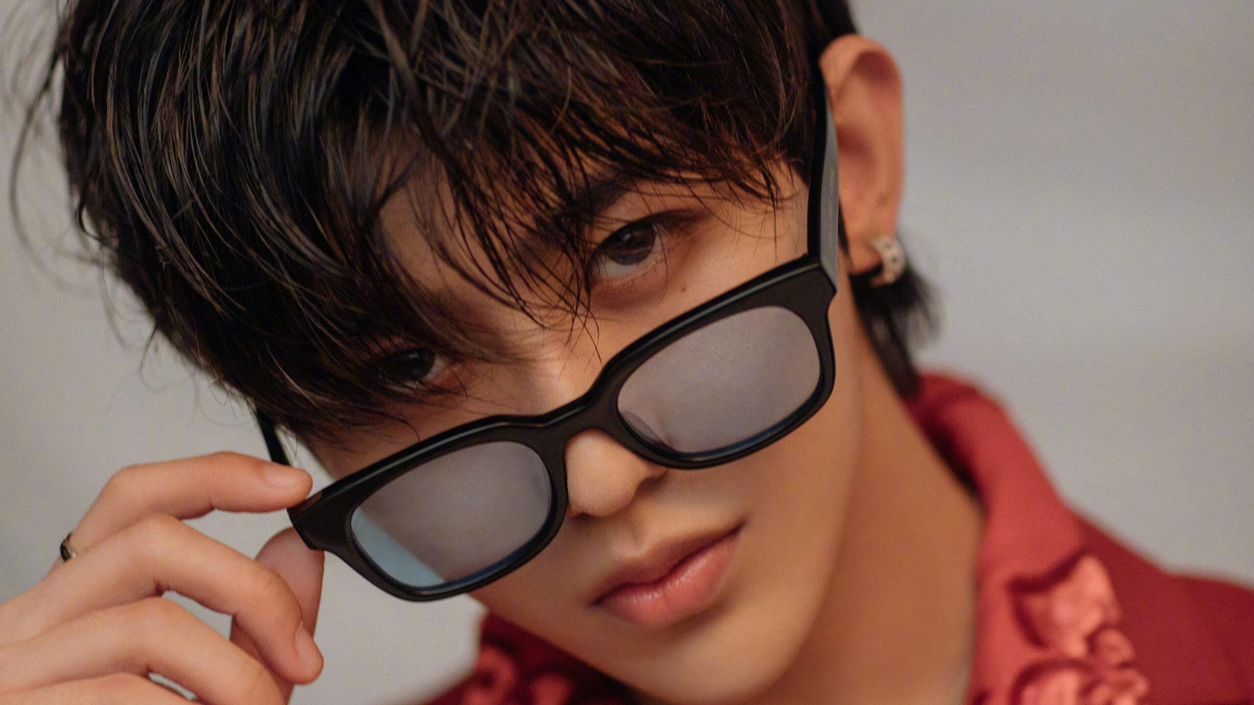 权杖易主,红牛二队越级碾压阿斯顿马丁,塞恩斯奏响自由最强音